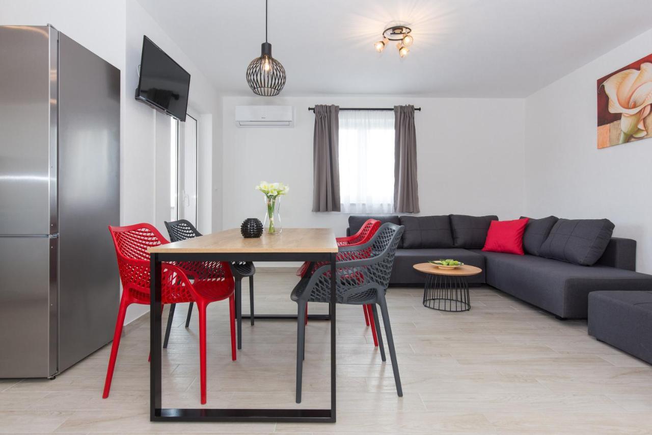 Apartments Kiara Пунат Экстерьер фото